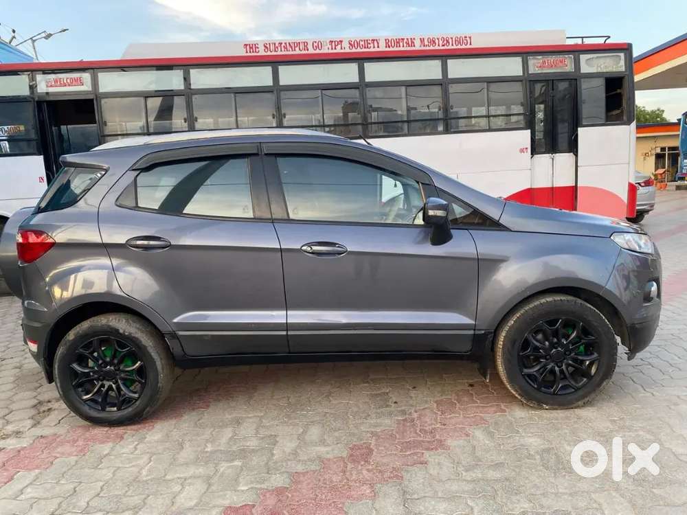 Ford Ecosport 2015 Petrol 72901 Km Driven