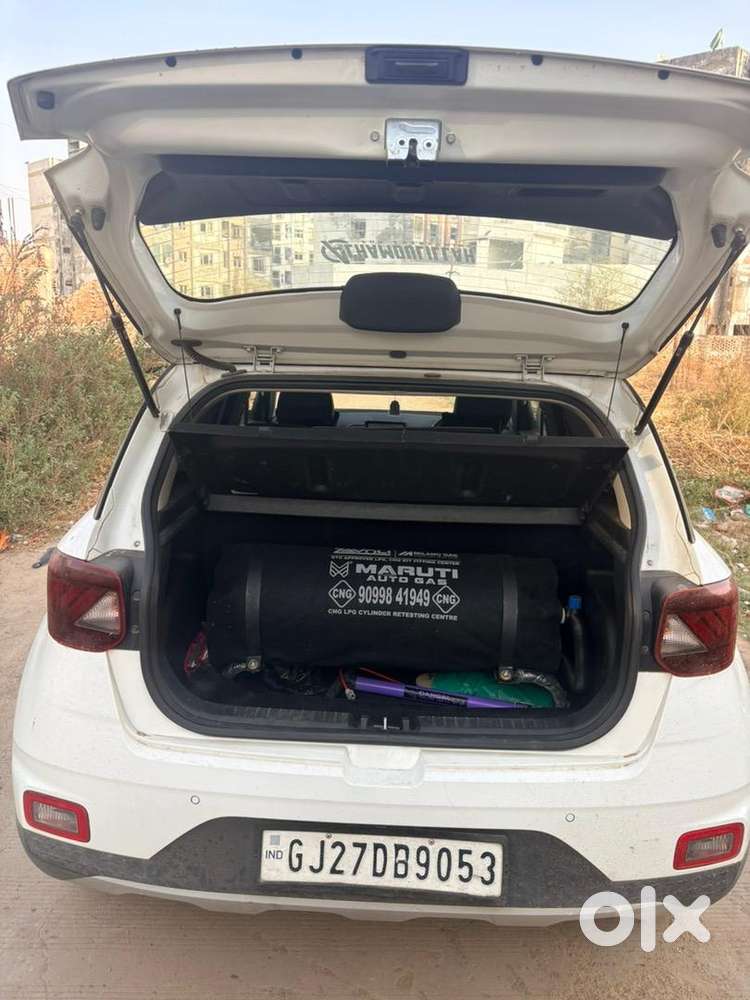 2020 Hyundai Venue 1.2l Cng/petrol Excelent Condition