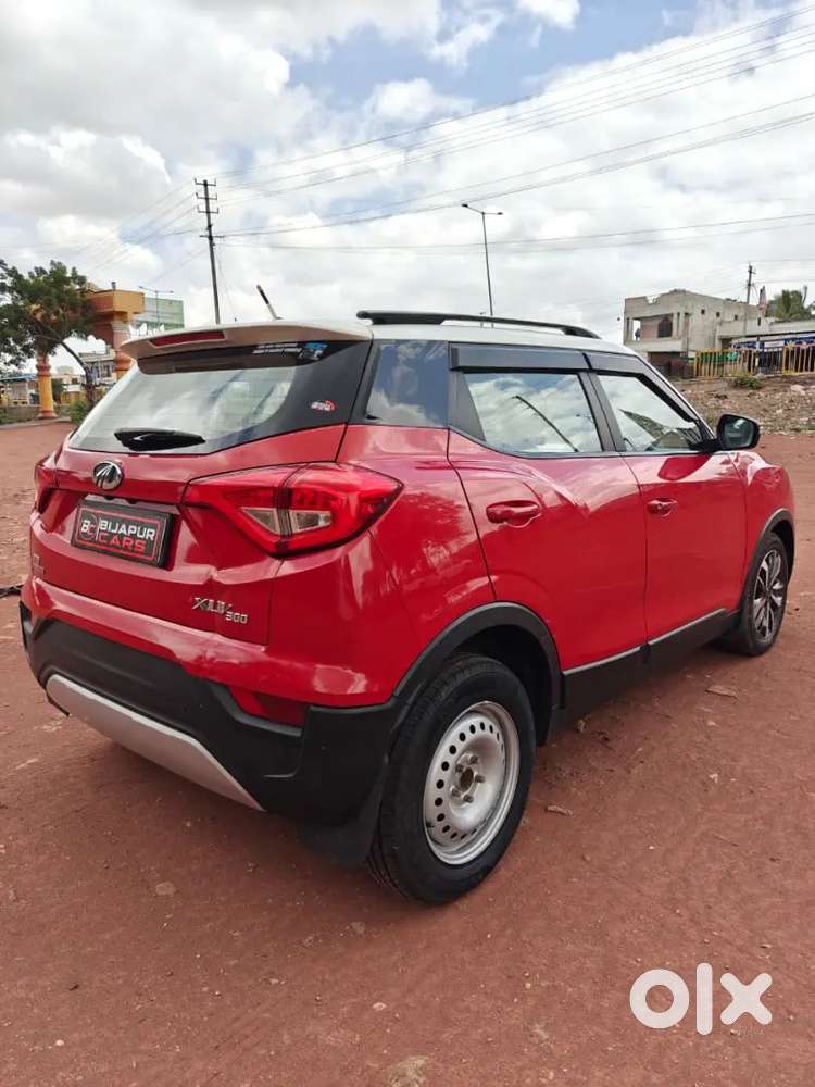 Mahindra Xuv300 2022 Petrol 117500 Km Driven
