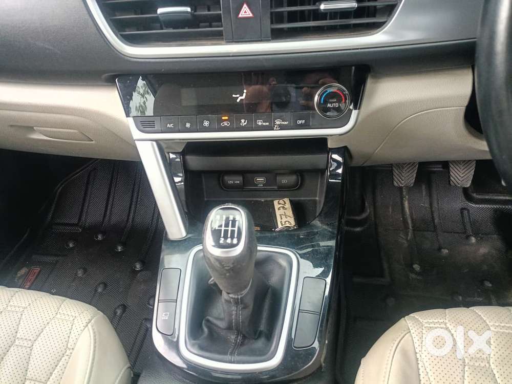 Kia Seltos Htx 1.5 Petrol Mt, 2020, Petrol