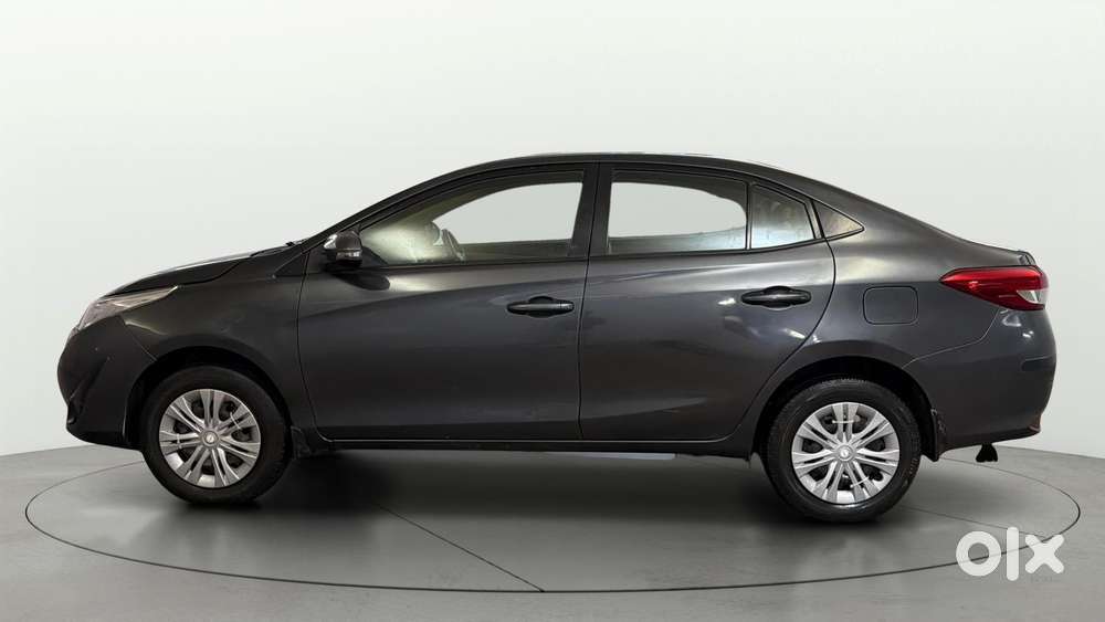 Toyota Yaris G Cvt, 2018, Petrol