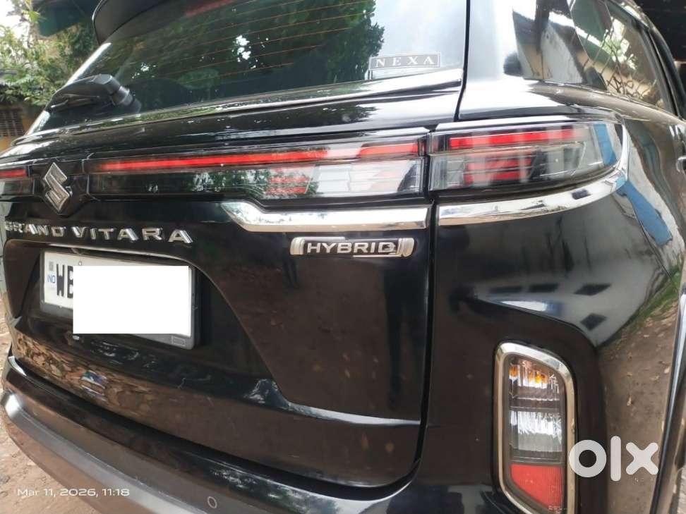 Maruti Suzuki Grand Vitara 1.5 Alpha Plus Intelligent Hybrid Ecvt, 2..