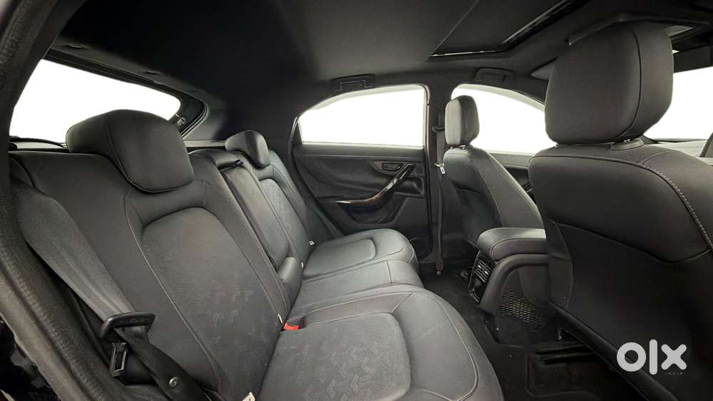 Tata Nexon 1.2 Revotron Xza Plus (o) Amt, 2022, Petrol