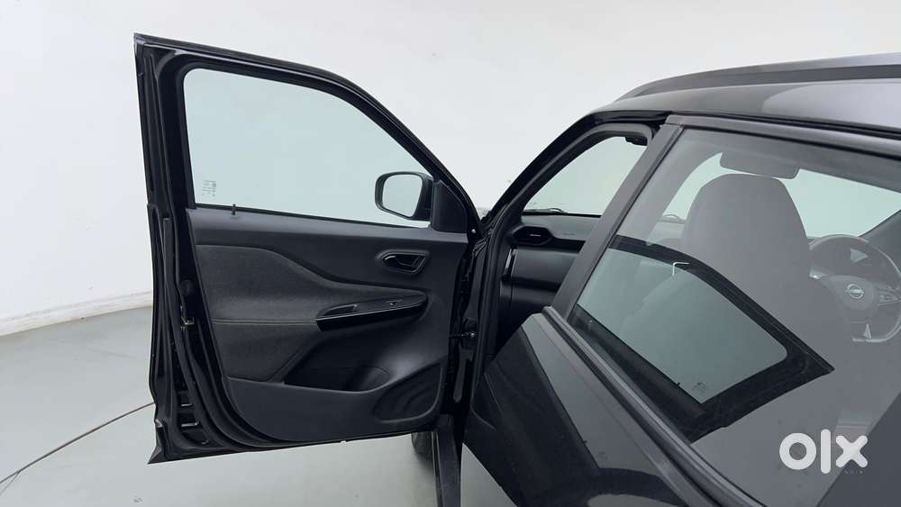 Nissan Magnite Kuro Edition 1.0 Petrol Mt, 2024, Petrol