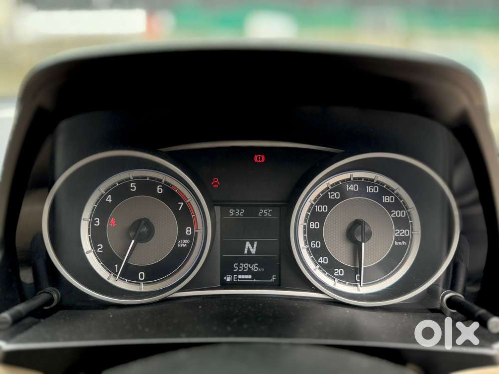 Maruti Suzuki Dzire 1.2 Zxi Amt, 2017, Petrol