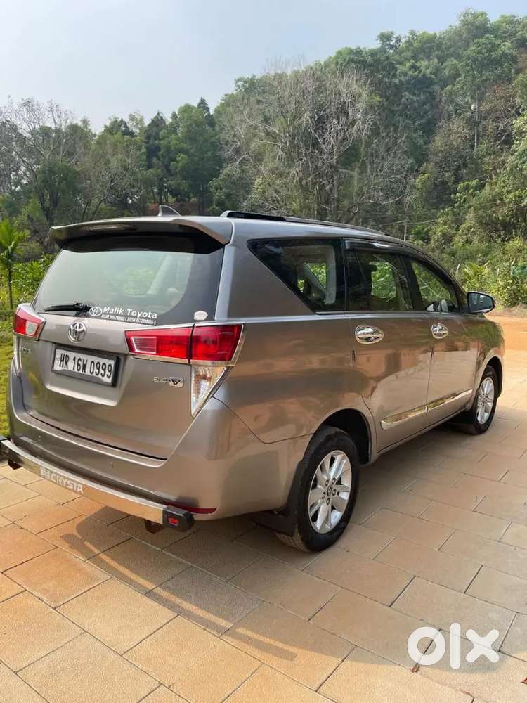 2019 Innova Crysta V Brand New Condition