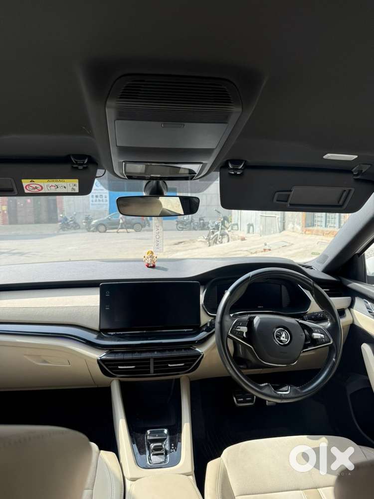 Skoda Octavia Petrol 2023