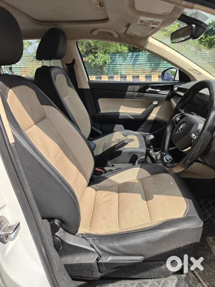 Skoda Slavia 1.0 Tsi Style, 2022, Petrol