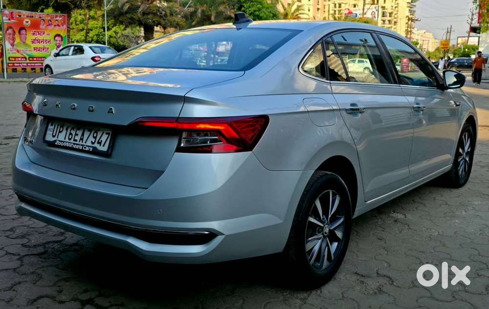 Skoda Slavia Style 1.0l Tsi Mt, 2023, Petrol