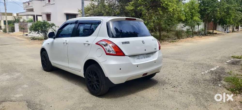 Maruti Suzuki Swift 2015 Diesel 70000 Km Driven