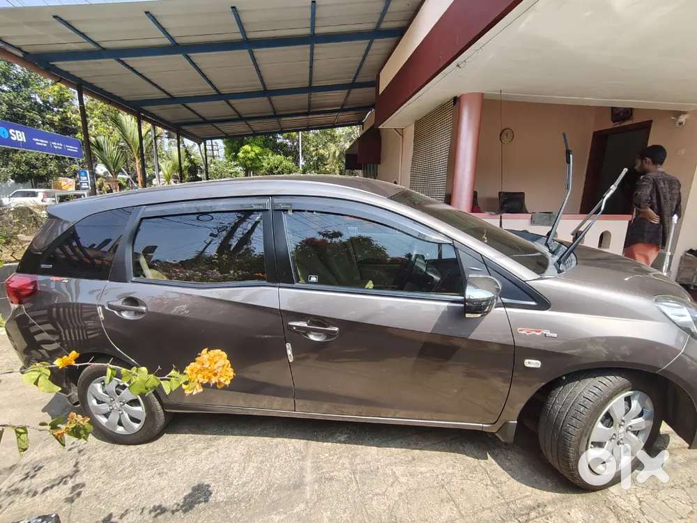 Honda Mobilio 2010 Petrol Well Maintained Company Service Only
