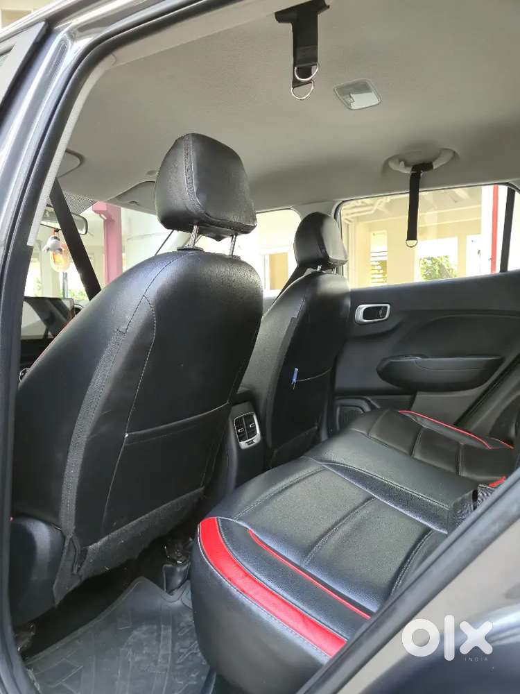 Hyundai Venue Petrol 2021