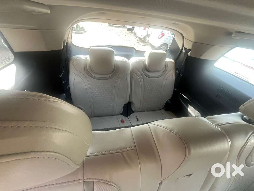Mahindra Xuv700 2022 Petrol