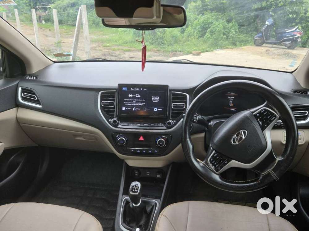 Hyundai Verna 1.5 Sx Petrol Mt, 2021, Petrol