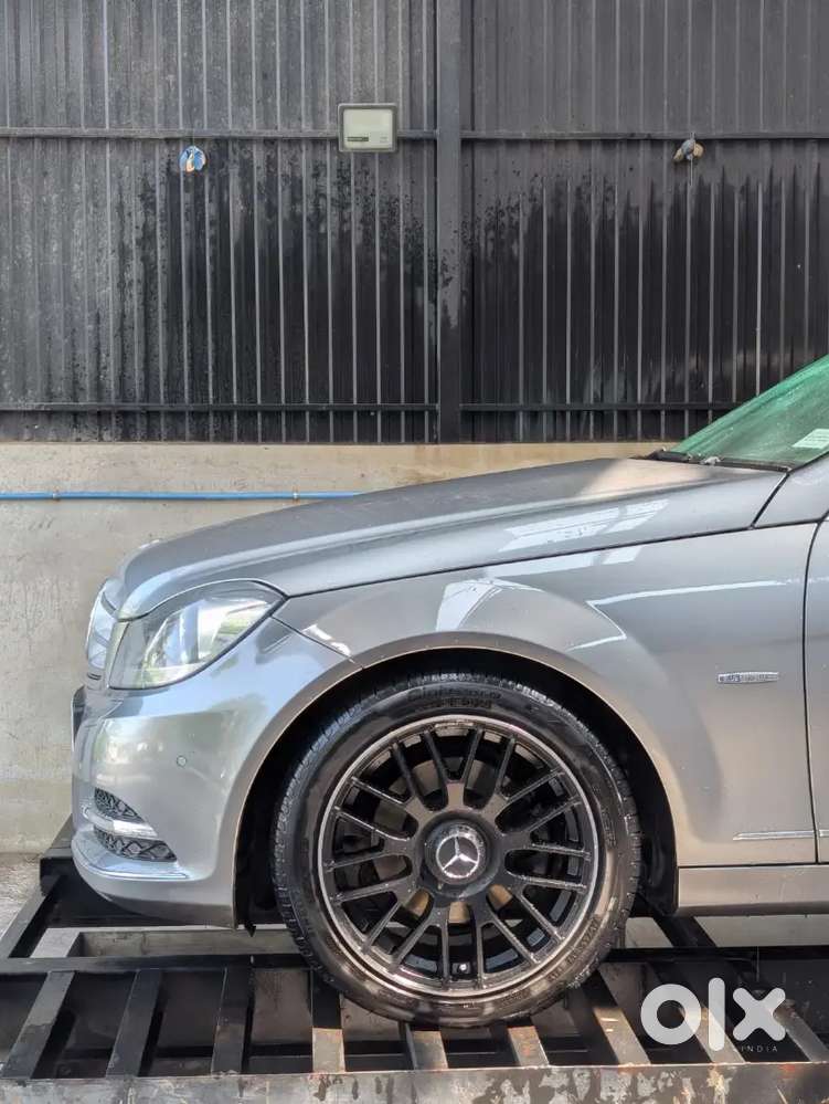 Mercedes-benz C-class 2012 Avant-garde Option