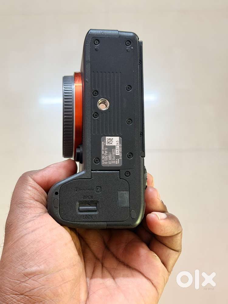 Sony 7 M3 ( Good Condition)