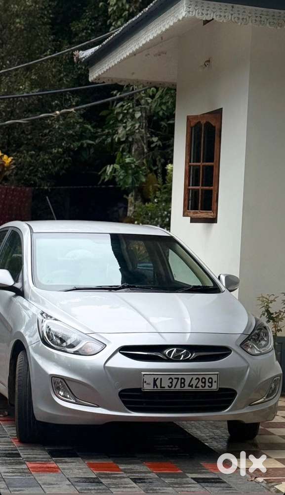 Hyundai Verna Petrol Manual 2012