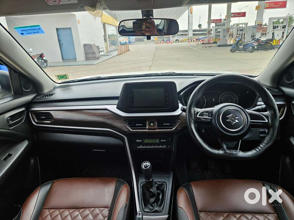 Maruti Suzuki Brezza 1.5 Vxi Smart Hybrid, 2024, Petrol