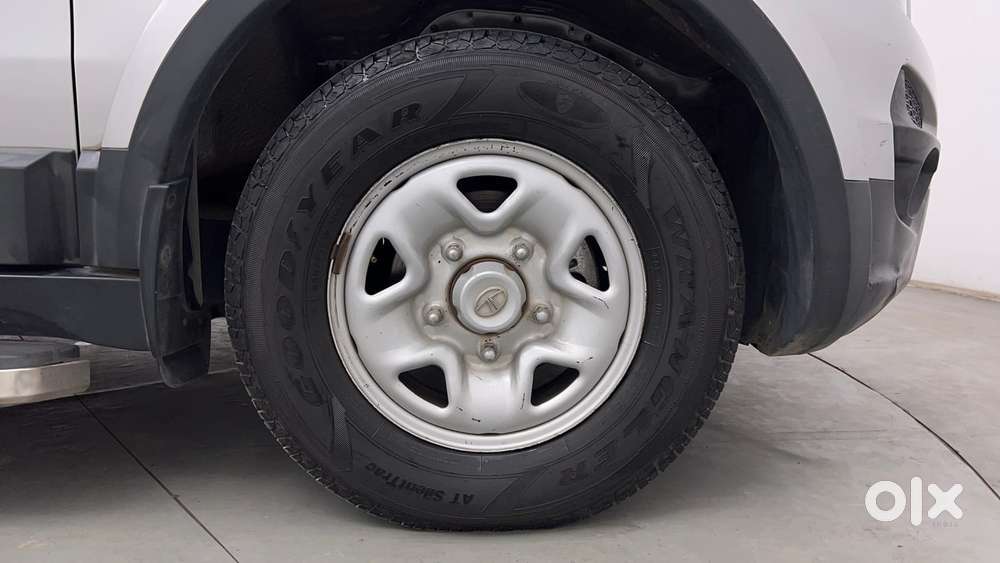 Tata Hexa Xm, 2017, Diesel