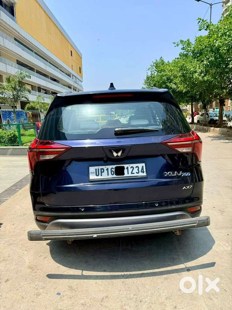 Mahindra Xuv700 Ax5 Mt Diesel (7 Seater)