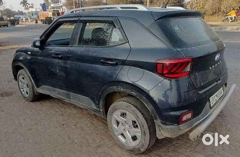 Hyundai Venue S Mt 1.2 Kappa, 2022, Petrol