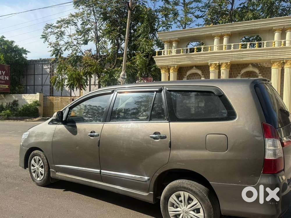 Toyota Innova 2015 Diesel 13750 Km Driven