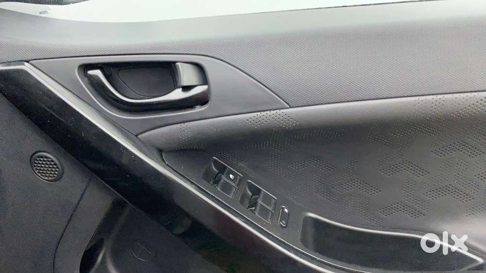 Tata Nexon 1.2 Revotron Xza Plus (o) Amt, 2021, Petrol