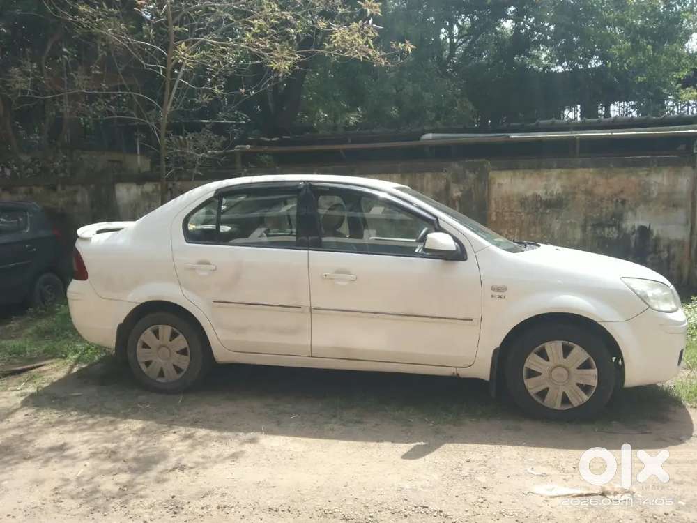Super Condition, വണ്ടി Ok ആണ്. നല്ല കണ്ടീഷൻ White Colour,