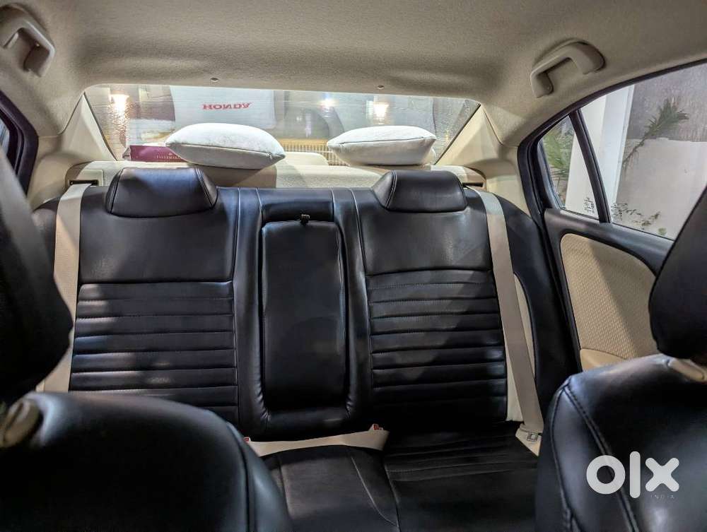 Doctor Driven Honda City 1.5 V I-vtec Manual - 17000km