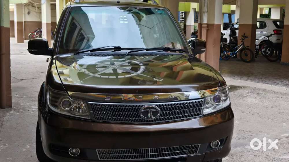 Tata Safari Storme 2013 Diesel 54000 Km Driven