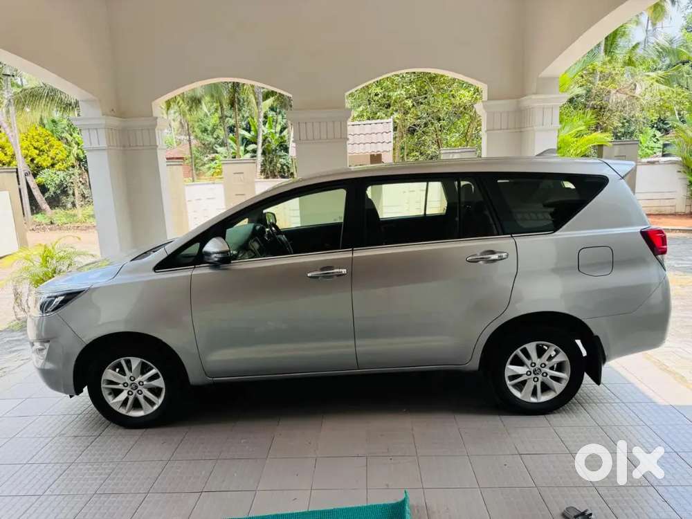 Toyota Innova Crysta 2020