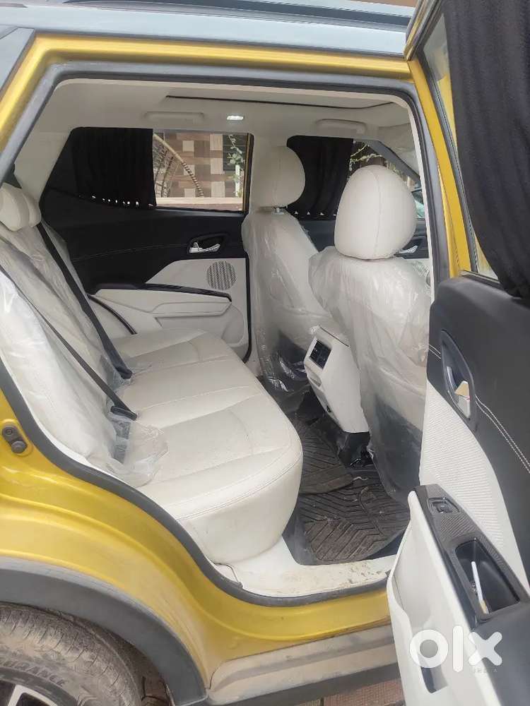 Mahindra Xuv 3xo 2025