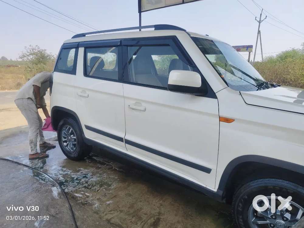 Mahindra Tuv 300 2019 Diesel Well Maintained
