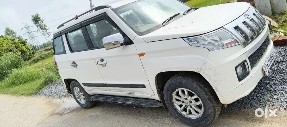 Mahindra Tuv 300 2018 Diesel Well Maintained