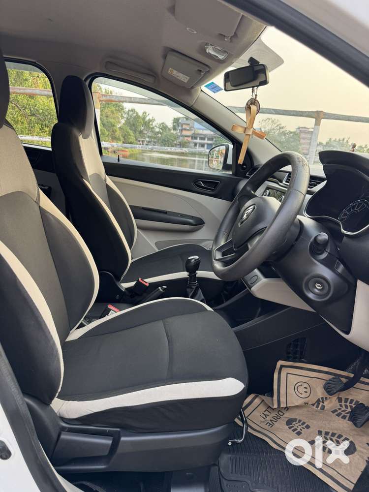 Renault Triber Rxl, 2021, Petrol