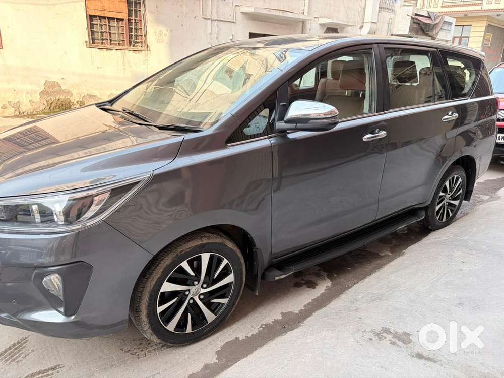 Toyota Innova Crysta 2.4 Z 7 Str, 2022, Diesel