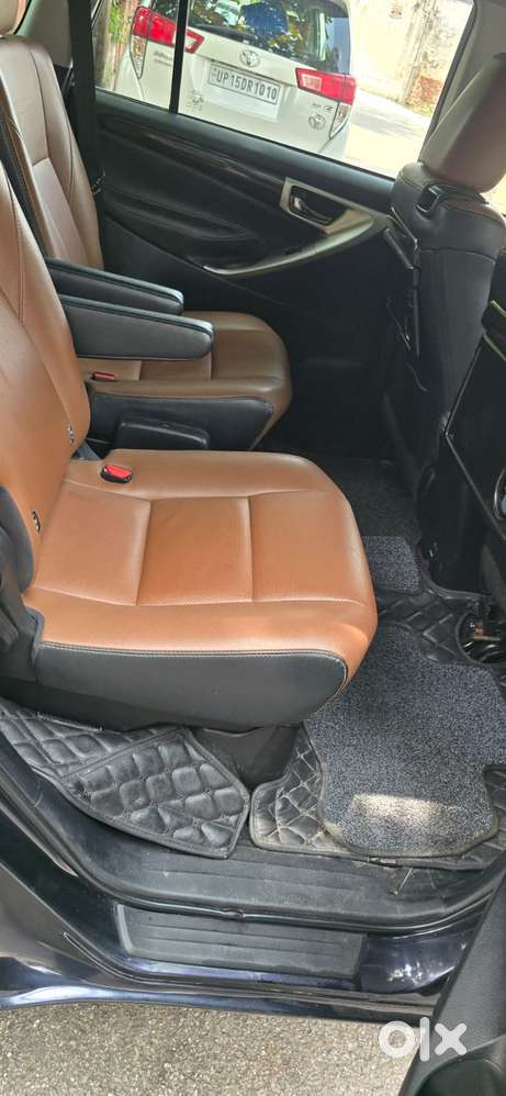 Toyota Innova Crysta 2.8z Automatic, 2022, Diesel
