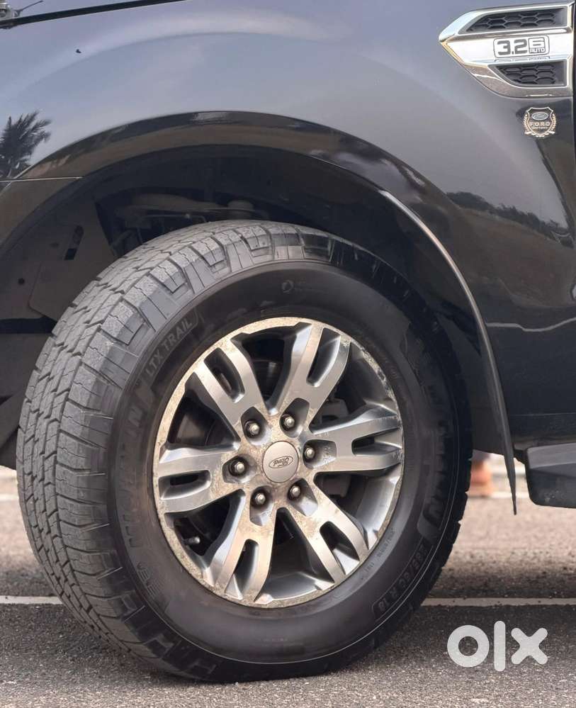 Ford Endeavour 3.2 Titanium At 4x4, 2016, Diesel