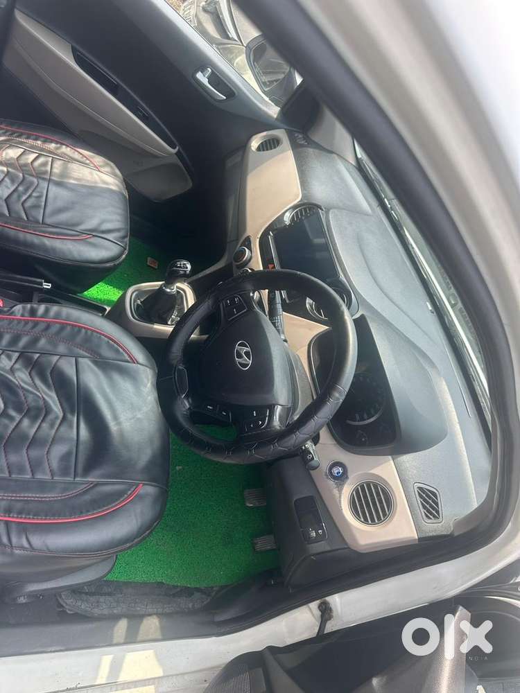 Hyundai Grand I10 2015 Car