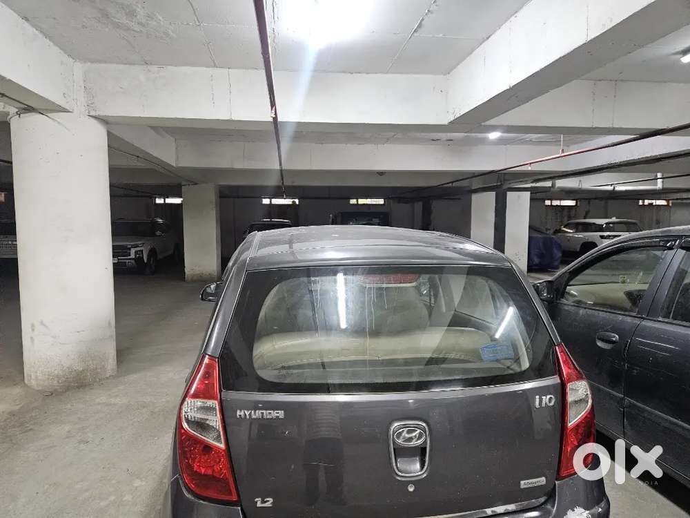 Hyundai I10 Asta 2011 Petrol