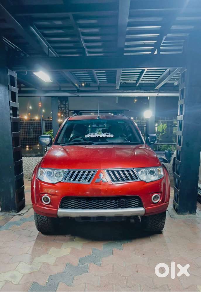Mitsubishi Pajero Sport 2014