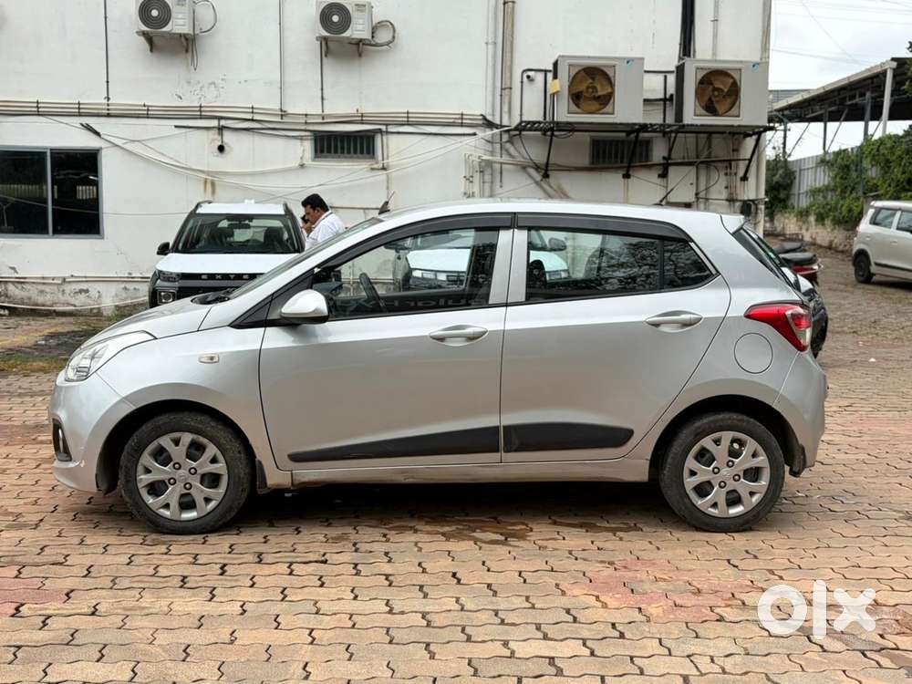 Hyundai Grand I10 Magna O At Petrol, 2016, Petrol