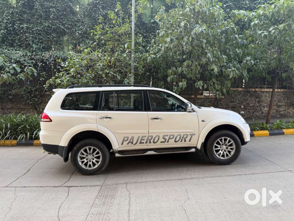 Mitsubishi Pajero Sport 2015 First Owner | Doctor Driven | Well Mainta