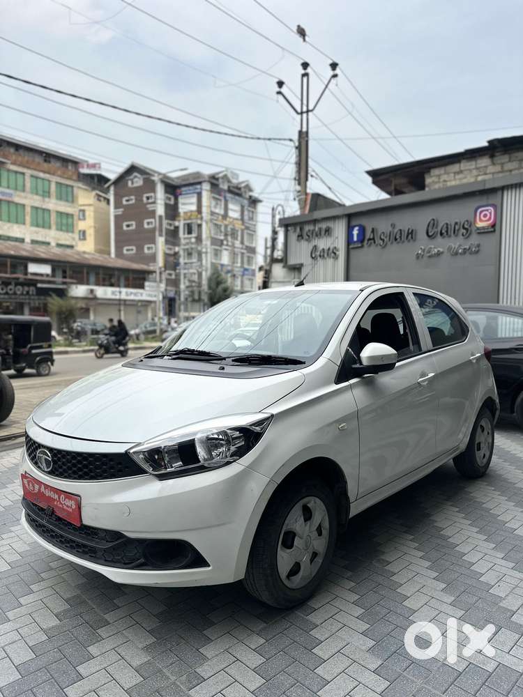 Tata Tiago 1.2 Revotron Xt, 2018, Petrol