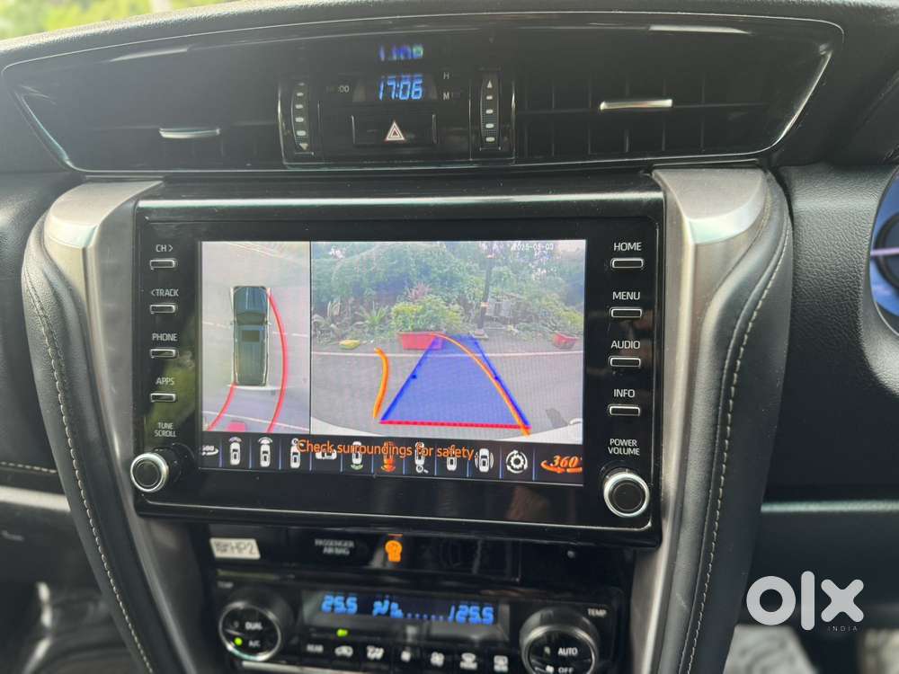 Toyota Fortuner [2021-ongoing] 2.8 2wd Diesel At, 2024, Diesel
