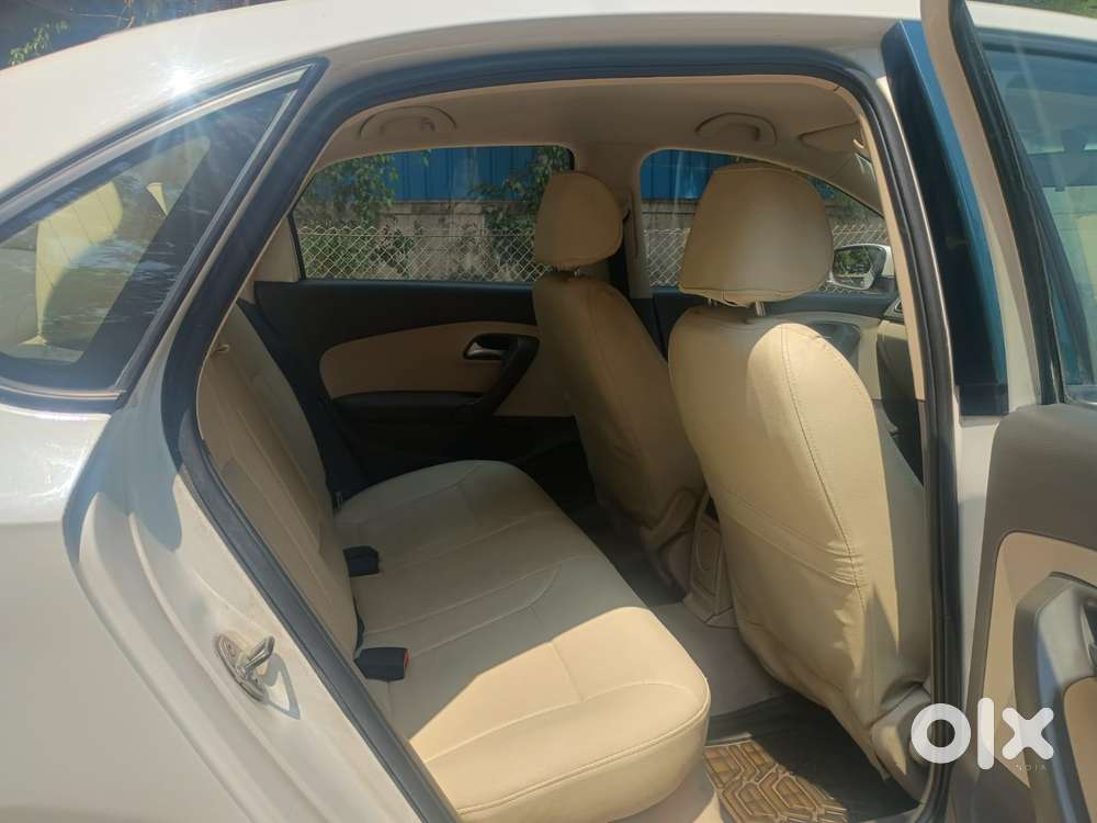 Volkswagen Vento 1.6 Highline, 2011, Petrol