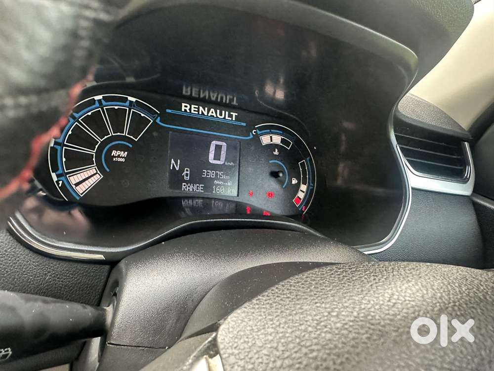 Renault Triber Rxz, 2021, Petrol