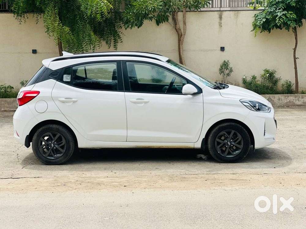 Hyundai Grand I10 Nios Sportz 1.2 At, 2019, Petrol