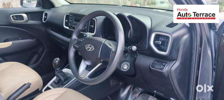 Hyundai Venue 1.2 S Plus, 2020, Petrol