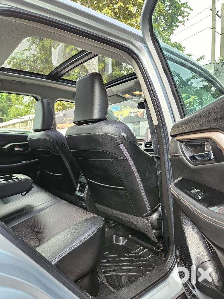 Maruti Suzuki Grand Vitara Alpha Smart Hybrid, 2023, Petrol